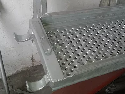 雷亚踏板